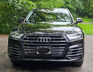 Used 2020 Audi Q5 e Premium Plus w/ Premium Plus Package