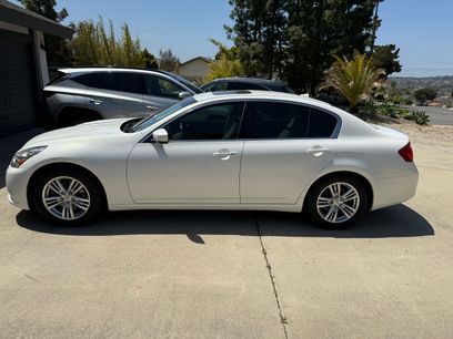 Used 2012 INFINITI G37 Journey w/ Premium Pkg