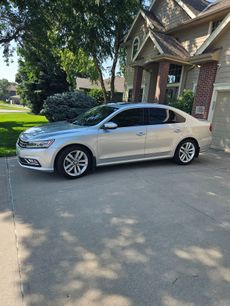 Used 2016 Volkswagen Passat 3.6 SEL Premium