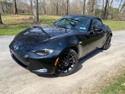 Used 2016 MAZDA MX-5 Miata Club