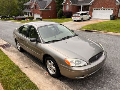 Used 2006 Ford Taurus SE
