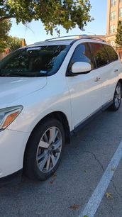Used 2013 Nissan Pathfinder Platinum w/ Platinum Premium Pkg