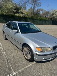 Used 2003 BMW 330xi Sedan