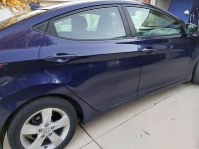 Used 2012 Hyundai Elantra GLS w/ Preferred Pkg 3