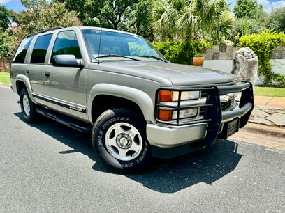 2000 Chevrolet Tahoe for Sale - Kelley Blue Book