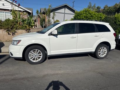 Used 2017 Dodge Journey SXT w/ Comfort/Convenience Group