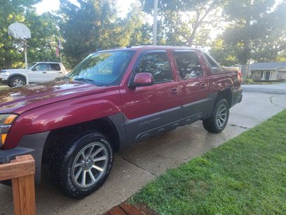 Used 2004 Chevrolet Avalanche Z71 w/ Sun And Sound Package
