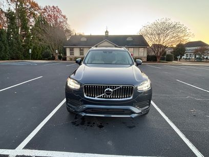 Used 2020 Volvo XC90 T5 Momentum