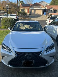 Used 2019 Lexus ES 300h