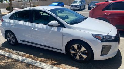 Used 2019 Hyundai Ioniq Plug-In Hybrid