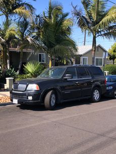 Used 2006 Lincoln Navigator Luxury