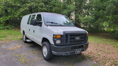 Used 2009 Ford E-350 and Econoline 350 Extended Super Duty