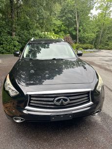 Used 2014 INFINITI QX70 3.7 w/ Premium Package