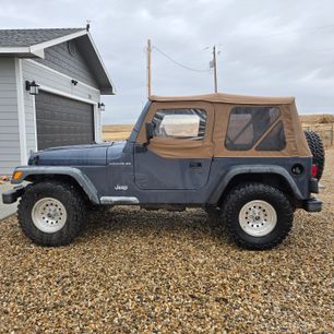 Used 2002 Jeep Wrangler SE