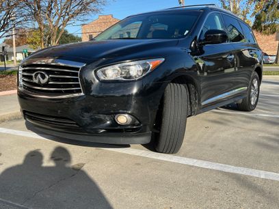 Used 2013 INFINITI JX35 FWD w/ Premium Pkg