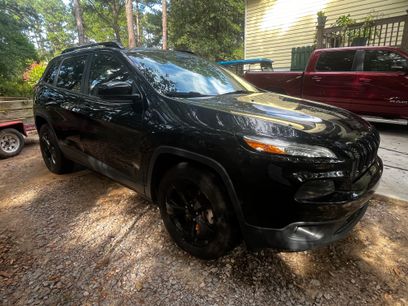 Used 2016 Jeep Cherokee Latitude w/ Cold Weather Group