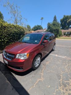 Used 2020 Dodge Grand Caravan SXT