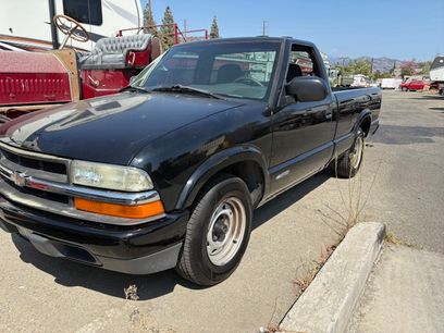 Used 2002 Chevrolet S10 Pickup 2WD Regular Cab