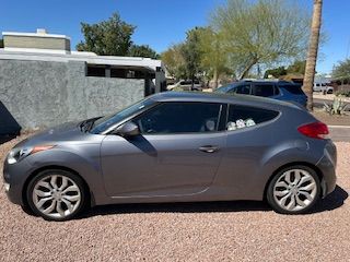Used 2013 Hyundai Veloster w/ Style Pkg