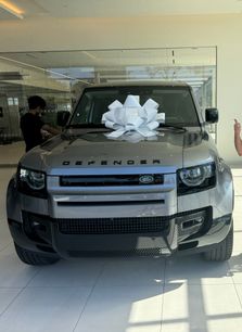 Used 2024 Land Rover Defender 130 X-Dynamic SE