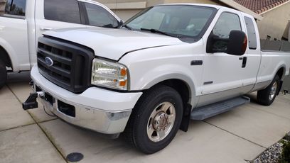 Used 2006 Ford F250 Lariat