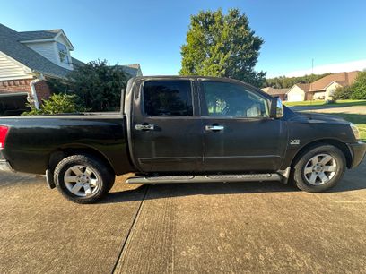 Used 2004 Nissan Titan LE w/ (Tow) Big Tow Pkg