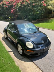 Used 2008 Volkswagen Beetle SE