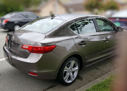 Used 2015 Acura ILX w/ Technology Package