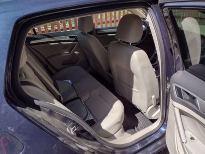Used 2015 Volkswagen Golf TDI SE w/ Lighting Package