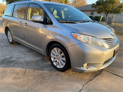 Used 2011 Toyota Sienna Limited