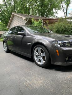 Used 2009 Pontiac G8 GT w/ Premium Package