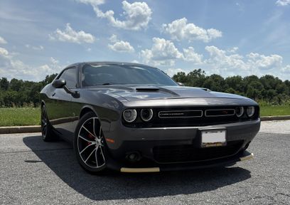 Used 2018 Dodge Challenger R/T Scat Pack w/ Leather Interior Group
