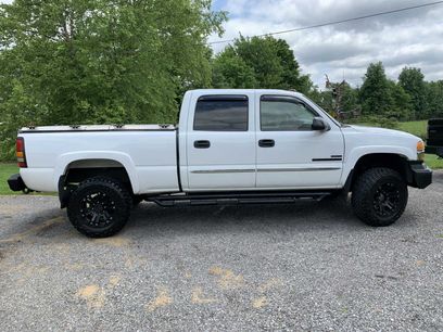 Used 2005 GMC Sierra 2500 SLE w/ Heavy-Duty Power Package