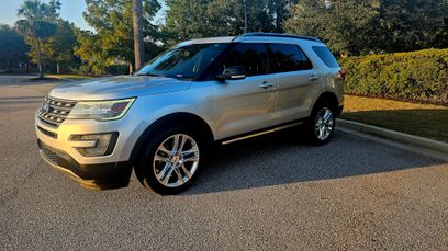 Used 2016 Ford Explorer XLT w/ Equipment Group 202A