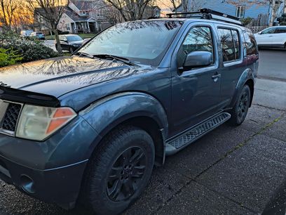 Used 2005 Nissan Pathfinder LE