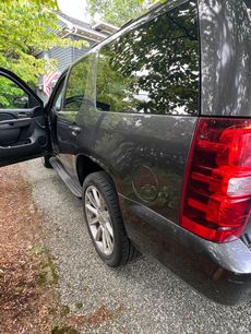 Used 2010 Chevrolet Tahoe LT w/ Luxury Package