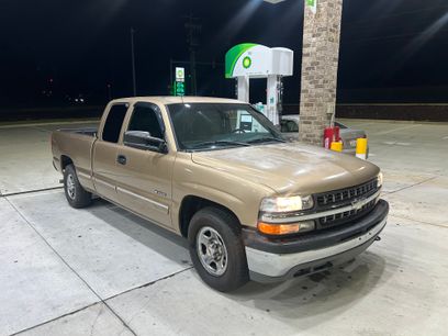 Used 2001 Chevrolet Silverado 1500 LS w/ Firm Ride Suspension Pkg
