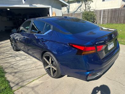 Used 2020 Nissan Altima 2.5 SR w/ Premium Package