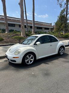 Used 2008 Volkswagen Beetle SE