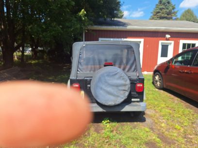 Used 2000 Jeep Wrangler SE
