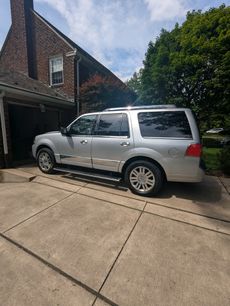 Used 2012 Lincoln Navigator 4WD