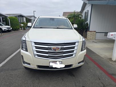 Used 2015 Cadillac Escalade Platinum