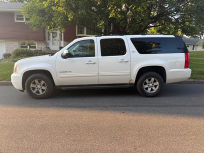 Used 2011 GMC Yukon XL SLT w/ SLT-2 Equipment Package