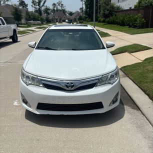 Used 2012 Toyota Camry XLE w/ Leather Pkg