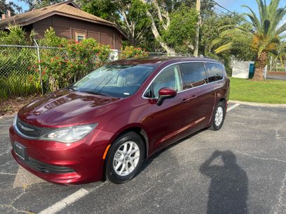 Used 2018 Chrysler Pacifica LX
