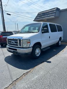 Used 2011 Ford E-350 and Econoline 350 XLT