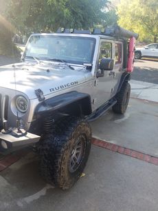 Used 2015 Jeep Wrangler Unlimited Rubicon w/ Connectivity Group
