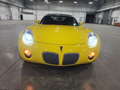 Used 2008 Pontiac Solstice Convertible w/ Premium Package
