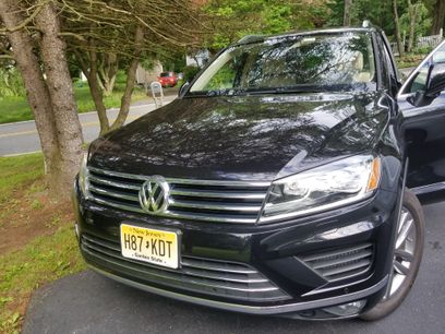 Used 2016 Volkswagen Touareg Sport