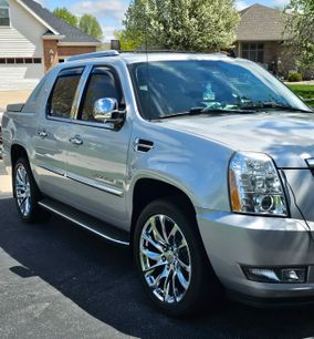Used 2013 Cadillac Escalade EXT Luxury